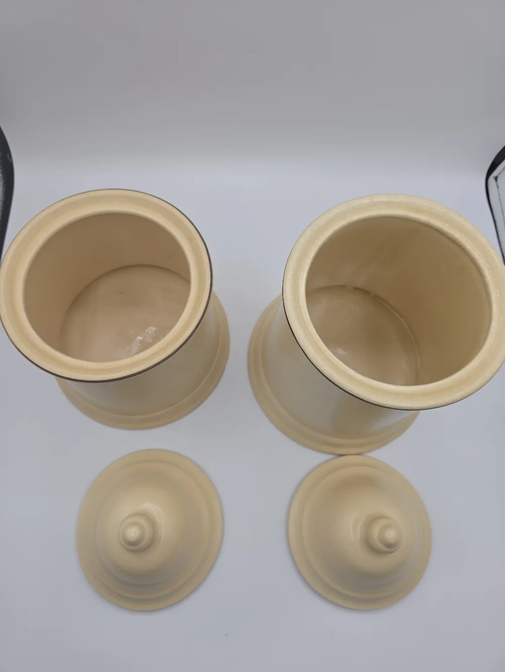 Vintage Pfaltzgraff Coffee Sugar Ceramic Cannister set Of 2 No Chips Beige Cream